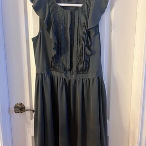 Banana Republic Gray Ruffle Dress